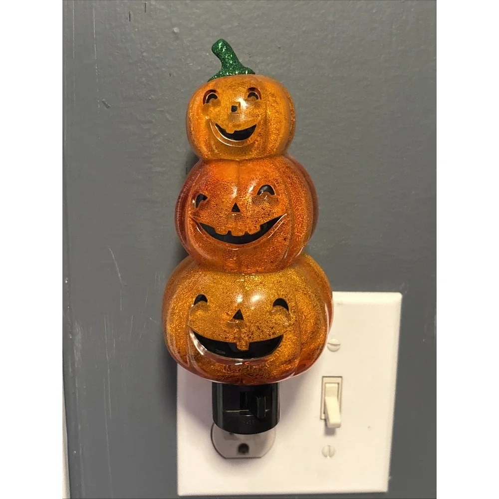 Stacked Jack-O-Lantern Pumpkin Night Light WORKS (no Box)